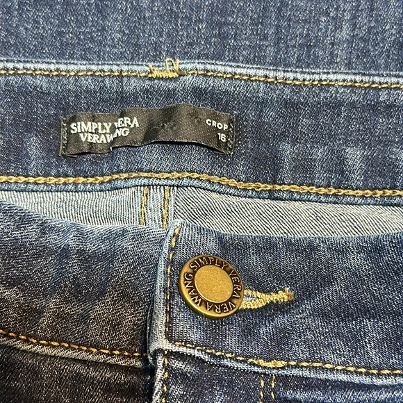 Vera Wang Cropped Jeans Women’s Size 16 - Picture 6 of 7